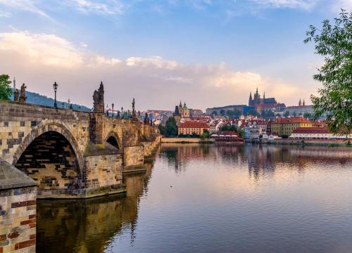 Get to know Prague